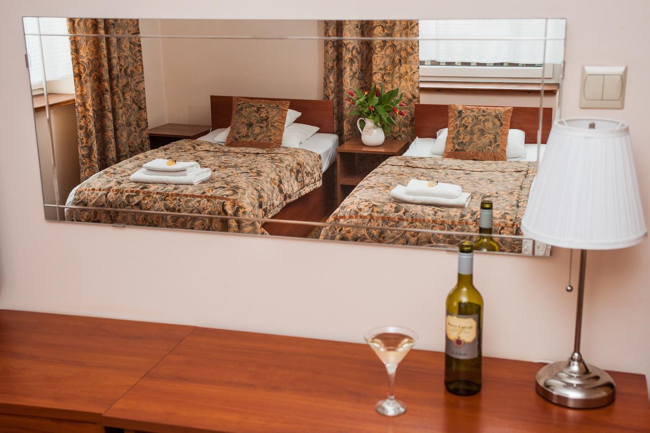 Willton Apartamenty Psary Esterno foto